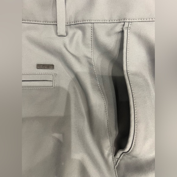 Greg Norman Golf Pants Grey 36x30 - Picture 2 of 3